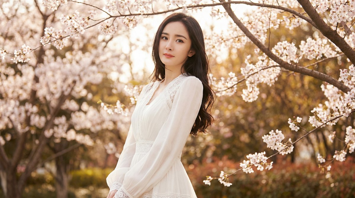 看片原创视频-春日花园写真视频拍摄